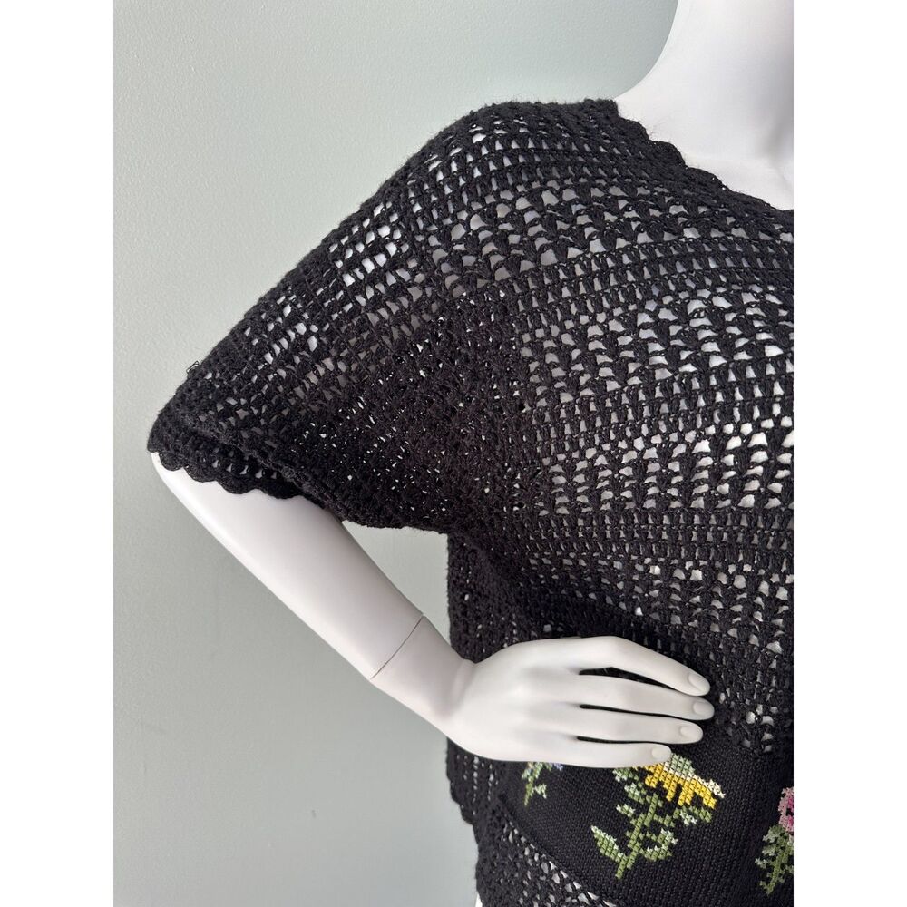 Vintage Black Crochet Cardigan Floral Embroidered Pockets Cottagecore Size L - Picture 7 of 8